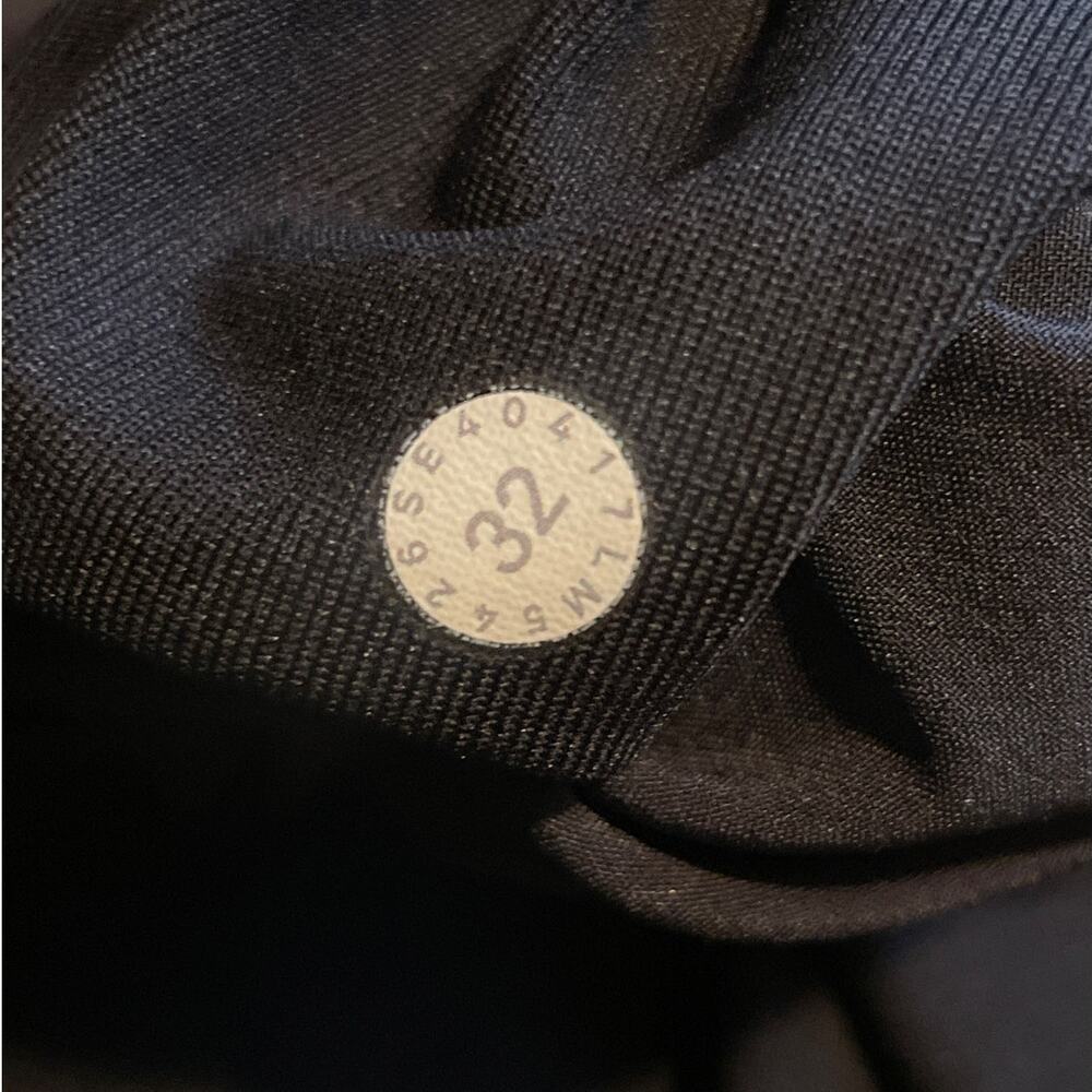 Lululemon ABC Pant Classic - Picture 9 of 15
